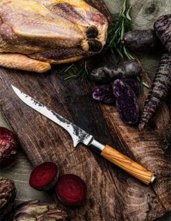 Forged Olive Uitbeenmes 16cm -BuitenBBQ Verkoopwinkel forged olive uitbeenmes 16cm 1