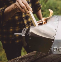 Ooni Eiken Stammetjes 8kg -BuitenBBQ Verkoopwinkel ooni eiken stammetjes 8kg 1