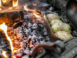 Petromax Gietijzeren Aardappel Oven -BuitenBBQ Verkoopwinkel petromax gietijzeren aardappel oven 6